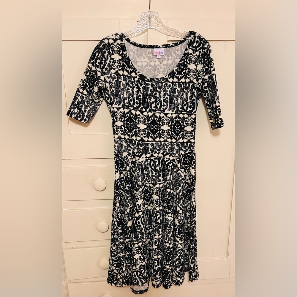 Lularoe size small never worn dress